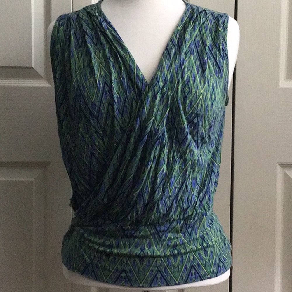 Jennifer Lopez Sleeveless Top
